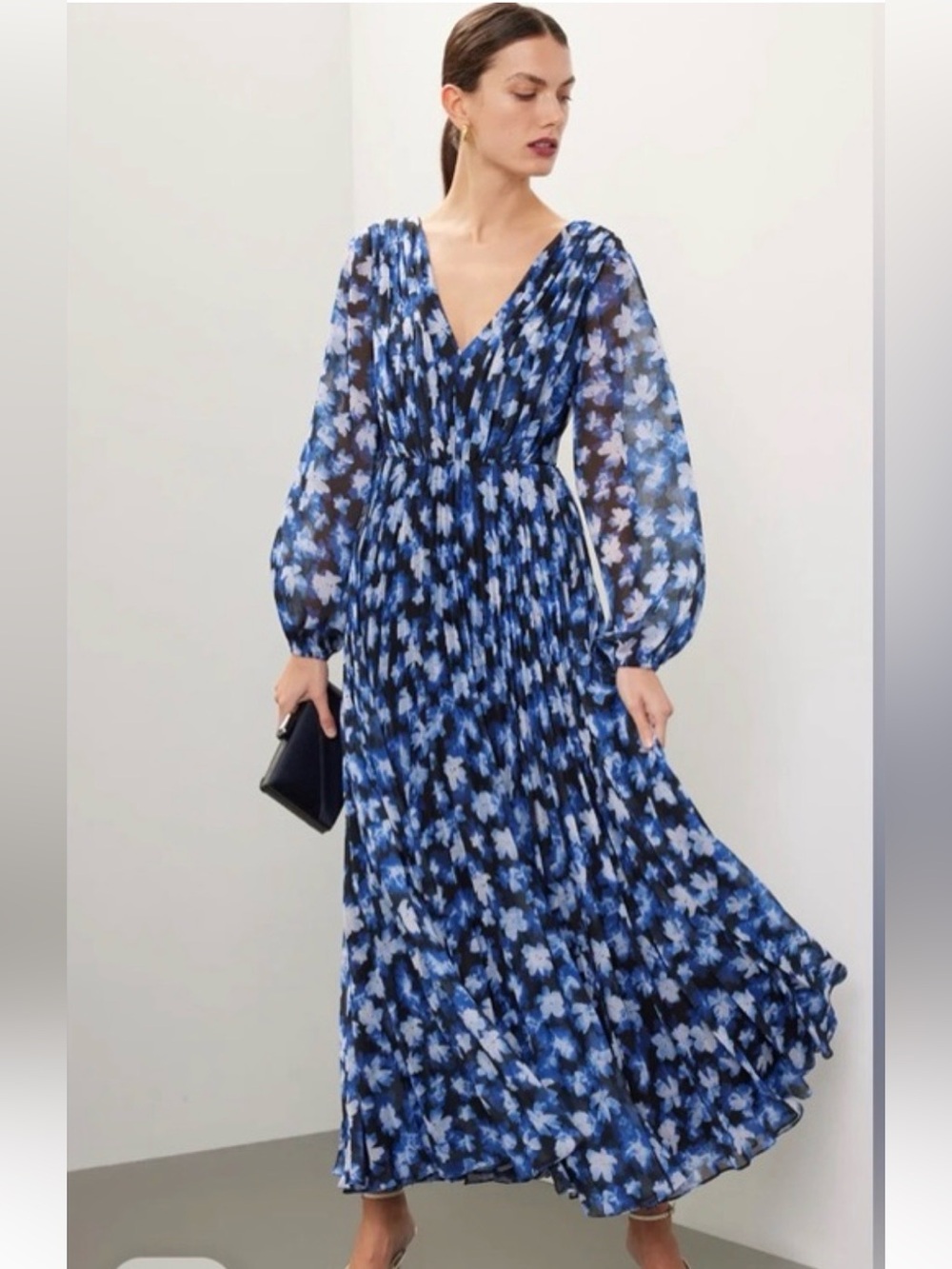 MONIQUE LHUILLIER Melanie Floral Maxi Dress 6 18” p2p Blue $645 Retail